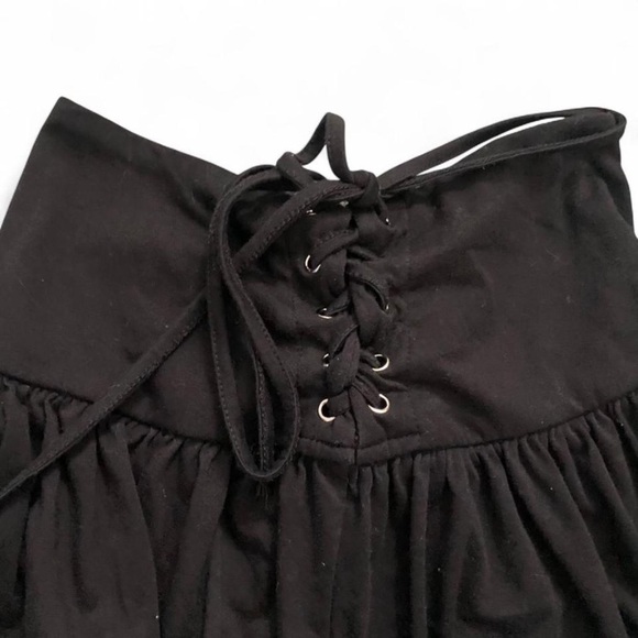 Black Ruffled Mini Skirt - Picture 3 of 4